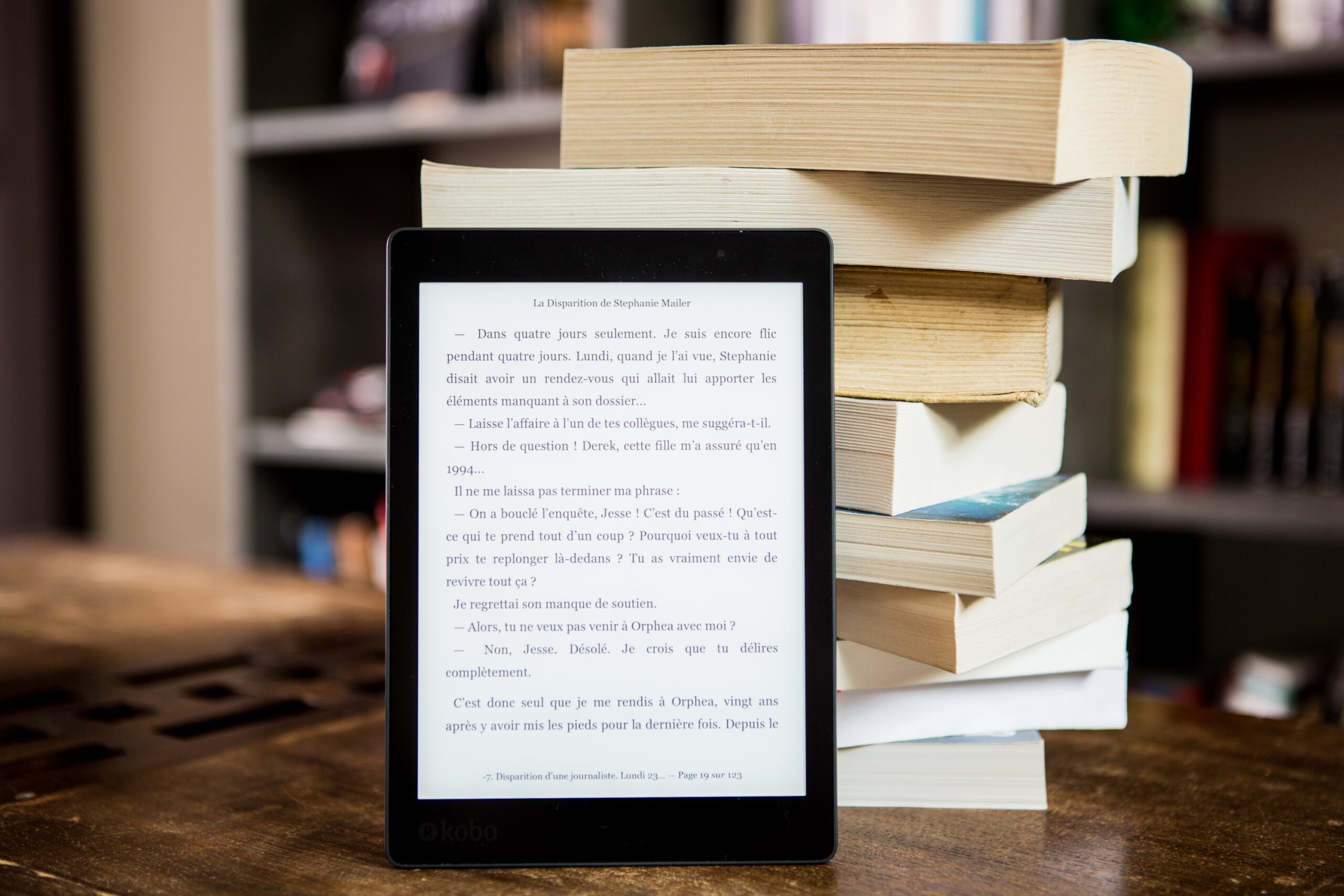 Read more about the article The Rise of Ebooks: Why More People are Opting for Digital Reading