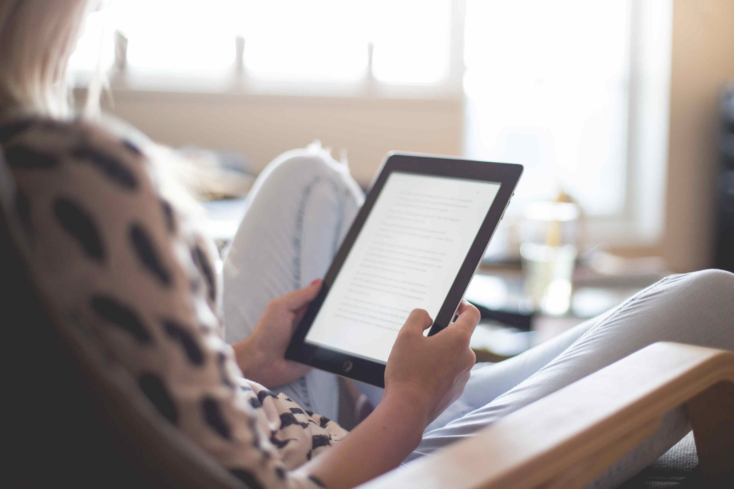 Read more about the article E-books: A Green Alternative to Traditional Reading